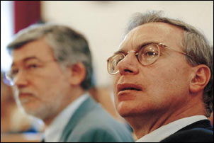 Epifani e sullo sfondo Cofferati.